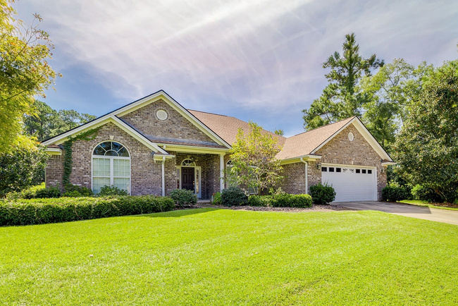 Front exterior of 641 Marshview Dr.
